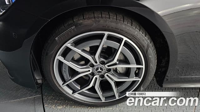 Mercedes-Benz E-класс W213 E300d 4MATIC купе, 2023 все фото