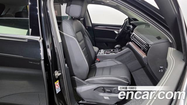 Volkswagen Touareg 3세대 Prestige, 2026 12