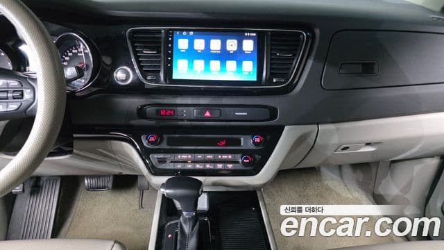 Kia All New Carnival Prestige, 2018 14