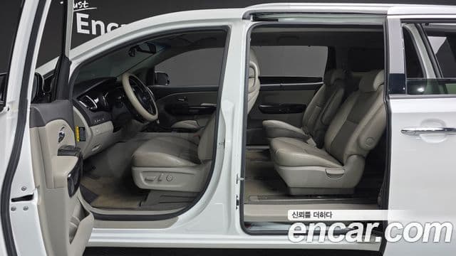 Kia All New Carnival Prestige, 2018 16