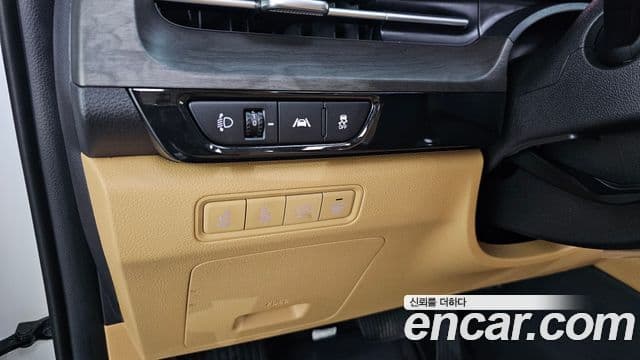 Kia Carnival 4세대 Signature, 2023 12