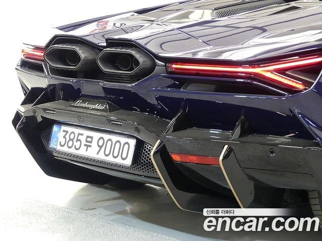 Lamborghini 레부엘토, 2025 16