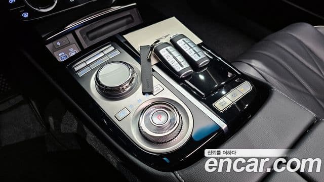 Genesis G80 (RG3) бензин 2.5 турбо AWD, 2023 9