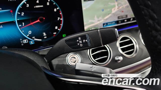 Mercedes-Benz E-класс W213 AMG Line, 2023 9