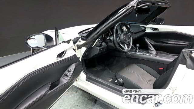 마쯔다 MX-5 MIATA, 2021 10