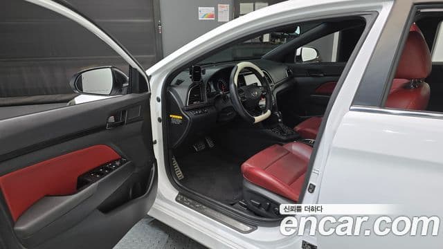 Hyundai Avante AD Extreme Selection, 2018 10