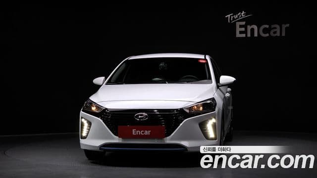 Hyundai Ioniq гибрид, 2017 3
