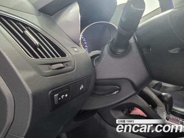 Hyundai Tucson ix Luxury, 2012 10