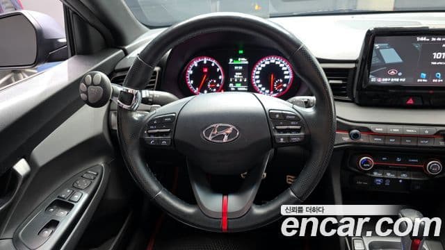 Hyundai Veloster (JS) Core, 2018 13