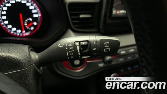 Hyundai Veloster (JS) Core, 2018 17