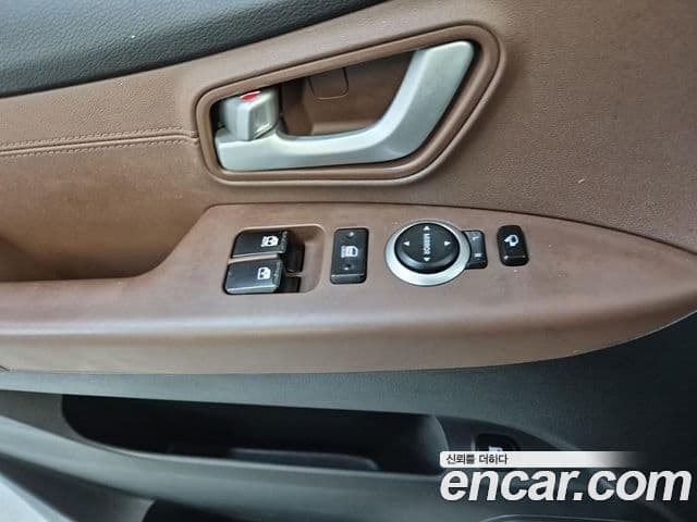 Hyundai The / новый New Grand Starex Exclusive, 2018 19