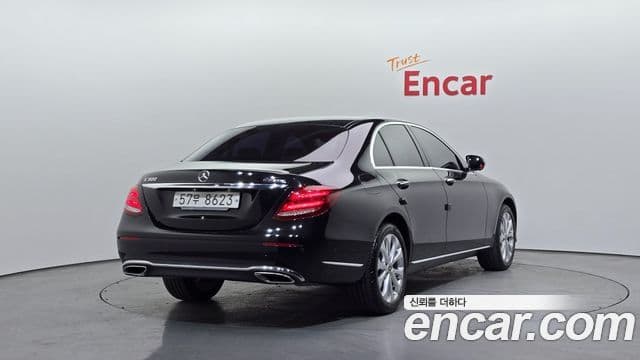 Mercedes-Benz E-класс W213 Exclusive, 2018 2