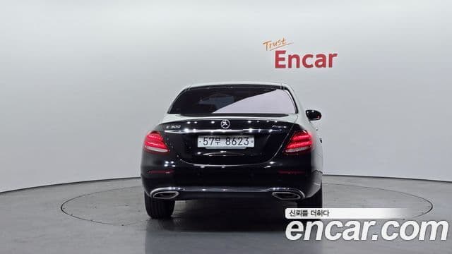 Mercedes-Benz E-класс W213 Exclusive, 2018 4