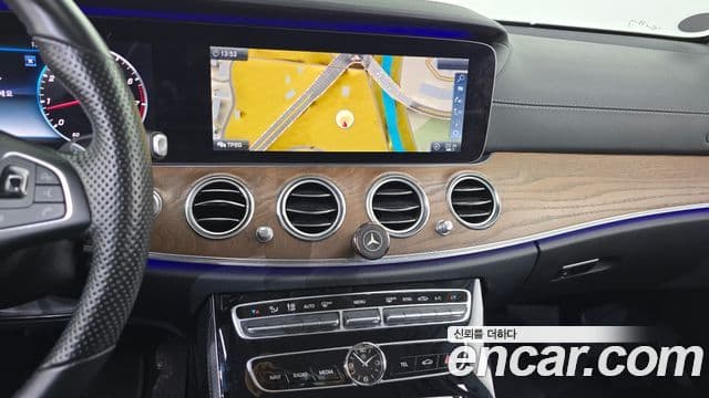 Mercedes-Benz E-класс W213 Exclusive, 2018 14