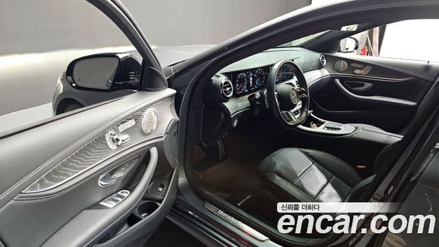 Mercedes-Benz E-класс W213 AMG Line, 2023 10