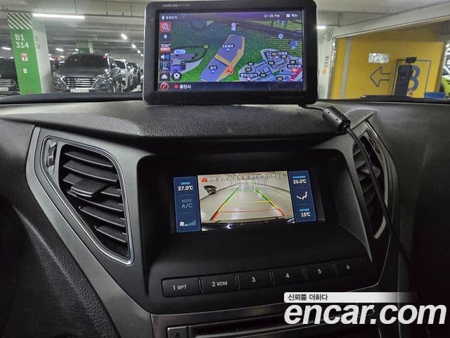 Hyundai Grandeur HG Modern, 2015 9