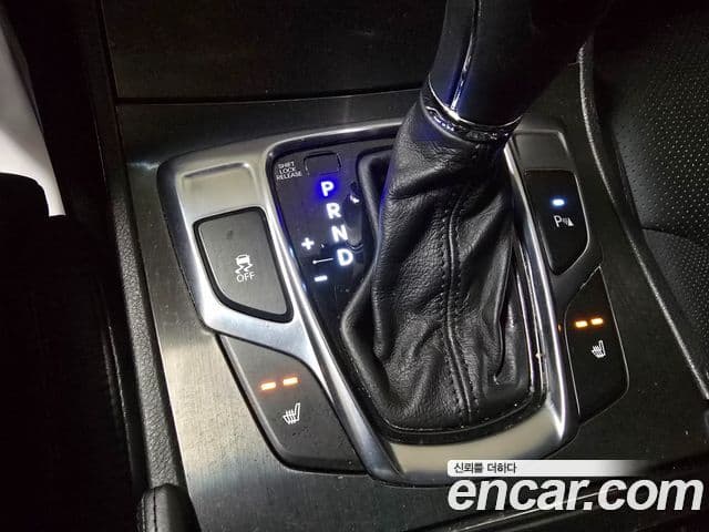 Hyundai Grandeur HG Modern, 2015 10