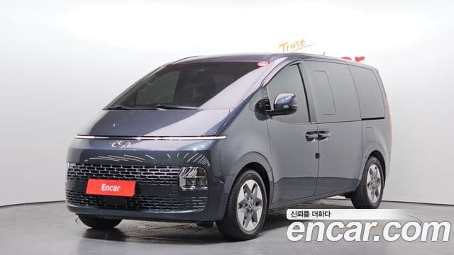Hyundai Staria Modern, 2024 1