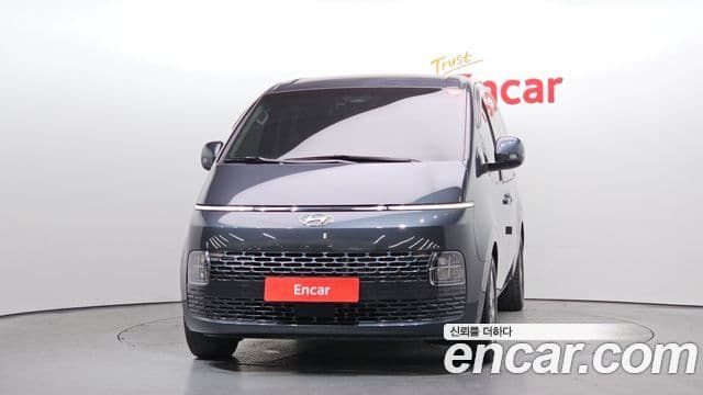 Hyundai Staria Modern, 2024 3