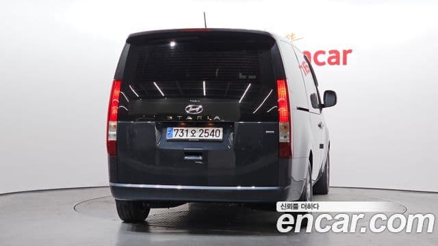 Hyundai Staria Modern, 2024 4