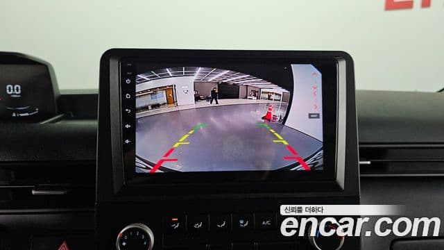 Hyundai Staria Modern, 2024 16