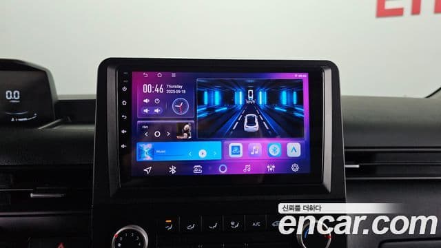 Hyundai Staria Modern, 2024 17