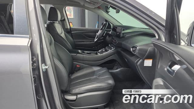 Hyundai The / новый New Santa Fe Exclusive, 2023 11