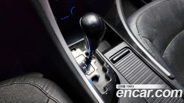 Hyundai YF Sonata LPI top, 2010 9