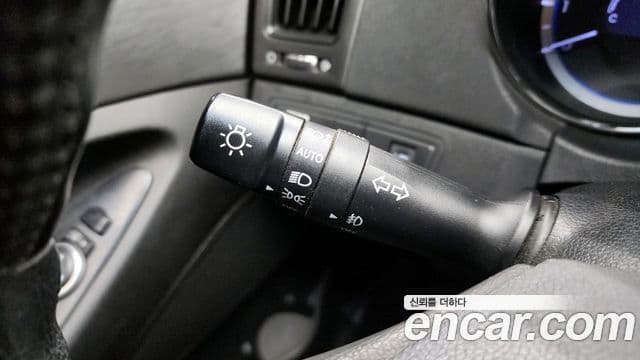 Hyundai YF Sonata LPI top, 2010 17