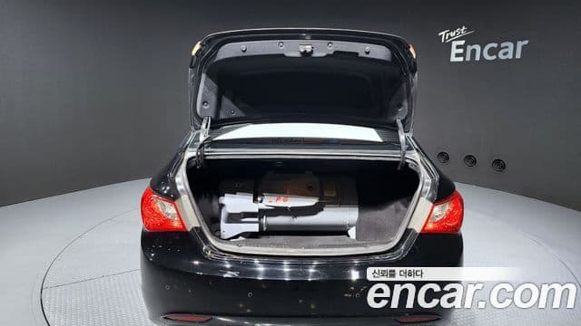 Hyundai YF Sonata LPI top, 2010 20