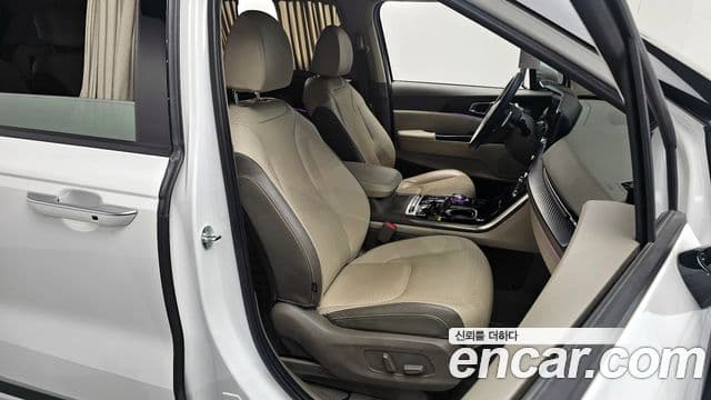 Kia Carnival 4세대 Signature, 2022 12