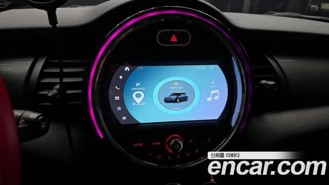 Mini Cooper D 3세대, 2016 14