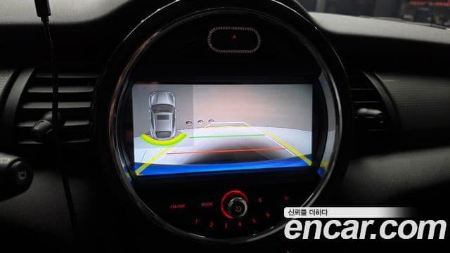 Mini Cooper D 3세대, 2016 15