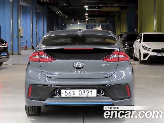 Hyundai Ioniq гибрид Plus, 2016 4
