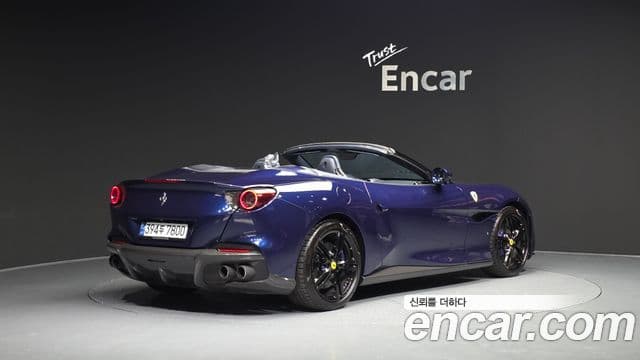 Ferrari 포르토피노 M 3.9 V8, 2023 2