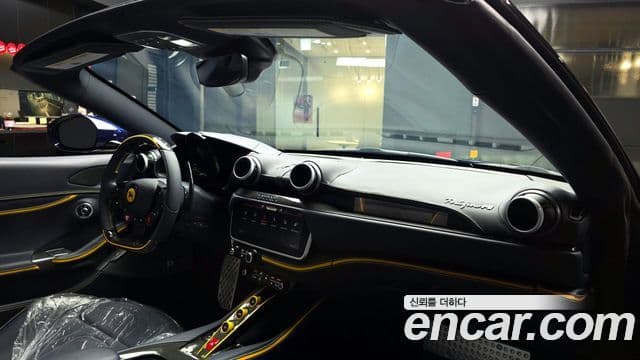 Ferrari 포르토피노 M 3.9 V8, 2023 7
