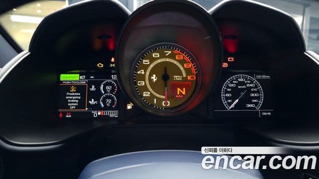 Ferrari 포르토피노 M 3.9 V8, 2023 8