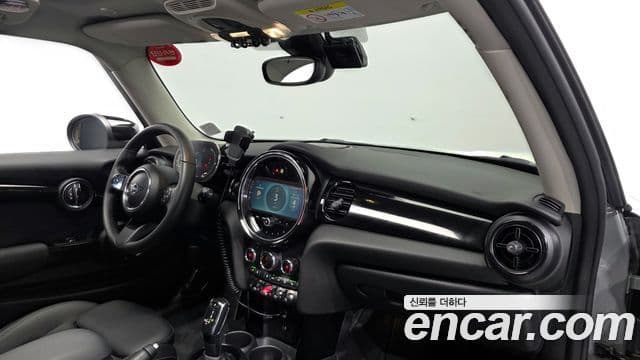 Mini Cooper 3세대, 2022 7