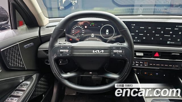 Kia The / новый New K8 Noblesse, 2025 13