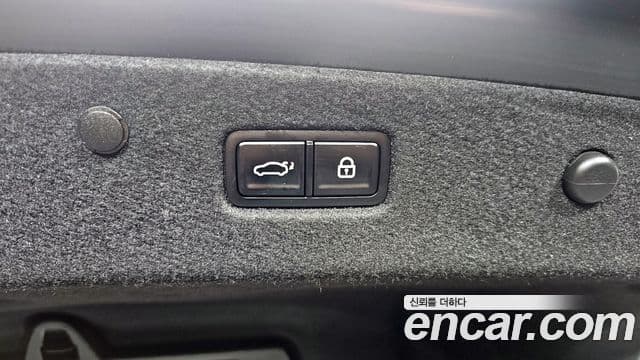 Kia The / новый New K8 Noblesse, 2025 20