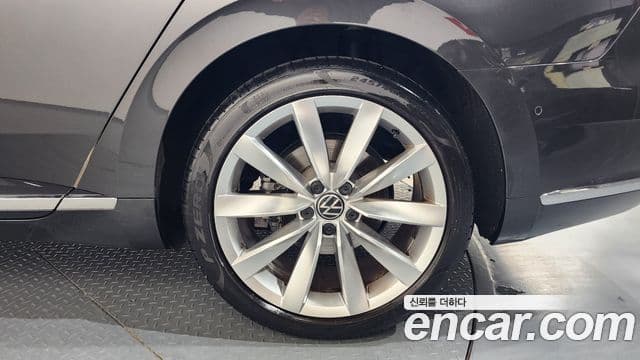 Volkswagen 아테온 Prestige, 2023 все фото