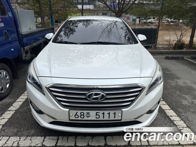 Hyundai LF Sonata Modern, 2015 1