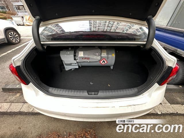 Hyundai LF Sonata Modern, 2015 15