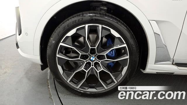 BMW X7 (G07) xDrive 40d M Sport 6인승, 2025 все фото