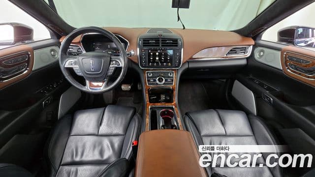 Lincoln Continental 10세대 3.0 Presidential AWD, 2017 7