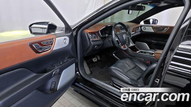 Lincoln Continental 10세대 3.0 Presidential AWD, 2017 10