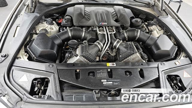 BMW M5 (F10) M5 седан, 2012 6