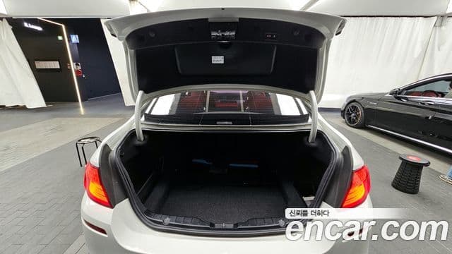 BMW M5 (F10) M5 седан, 2012 20