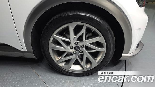 Genesis GV60 Standard AWD, 2022 все фото