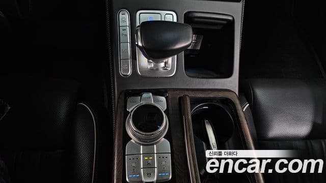 Genesis G90 Prestige, 2019 9